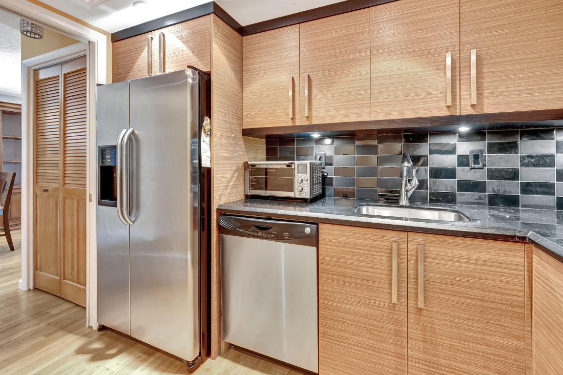 AMBASSADORS V NORTH CONDO - Residential