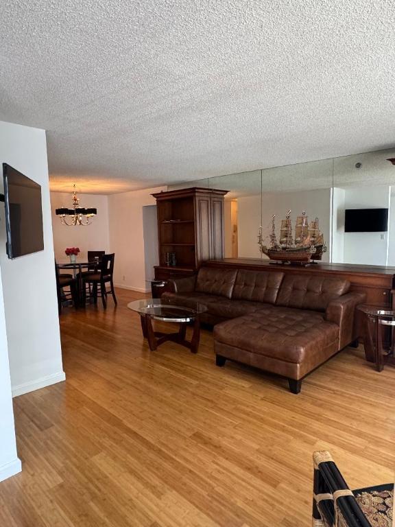 3215 S Ocean Boulevard 307