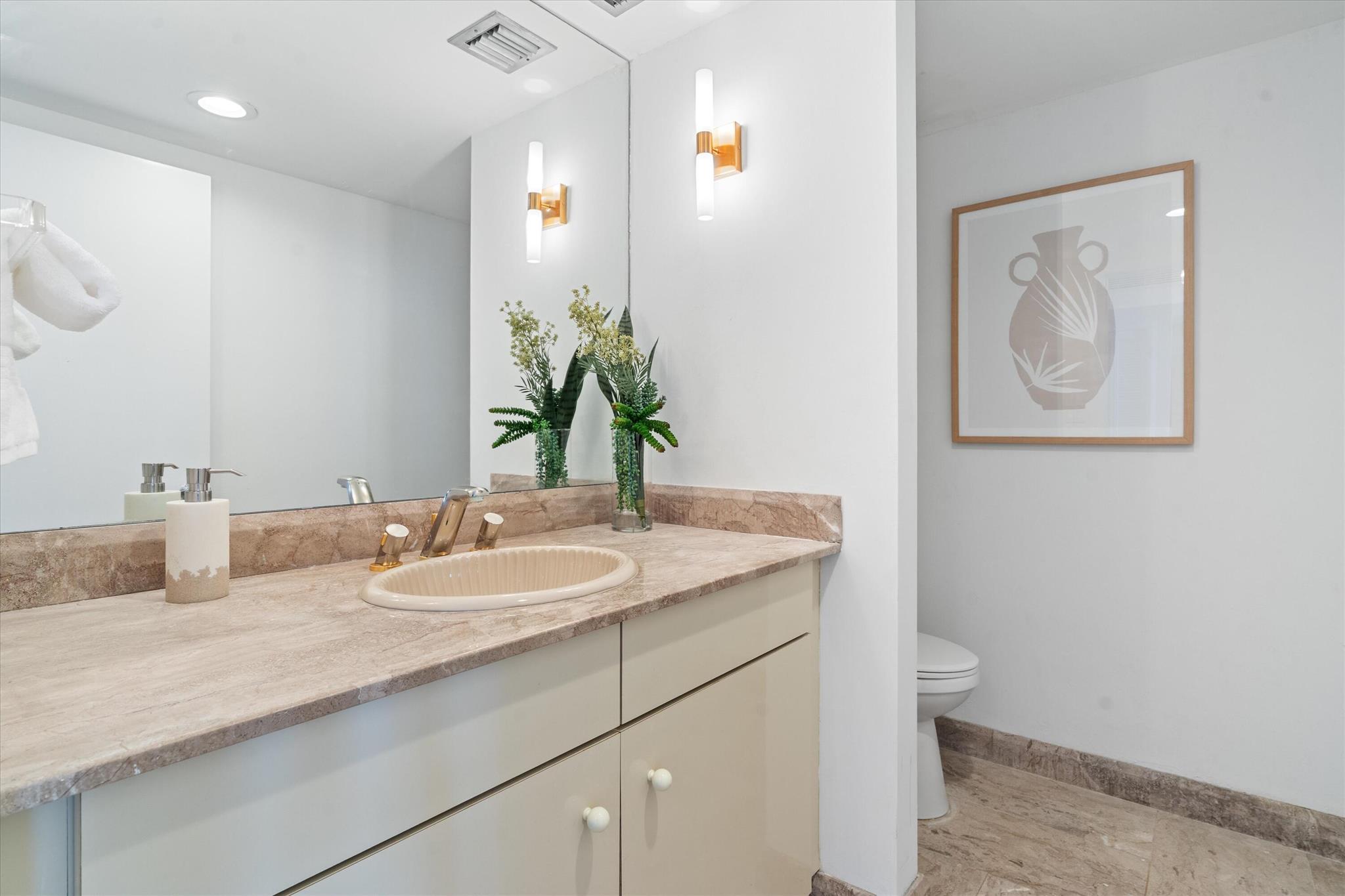 OLD PORT COVE LAKE POINT - Residential Lease