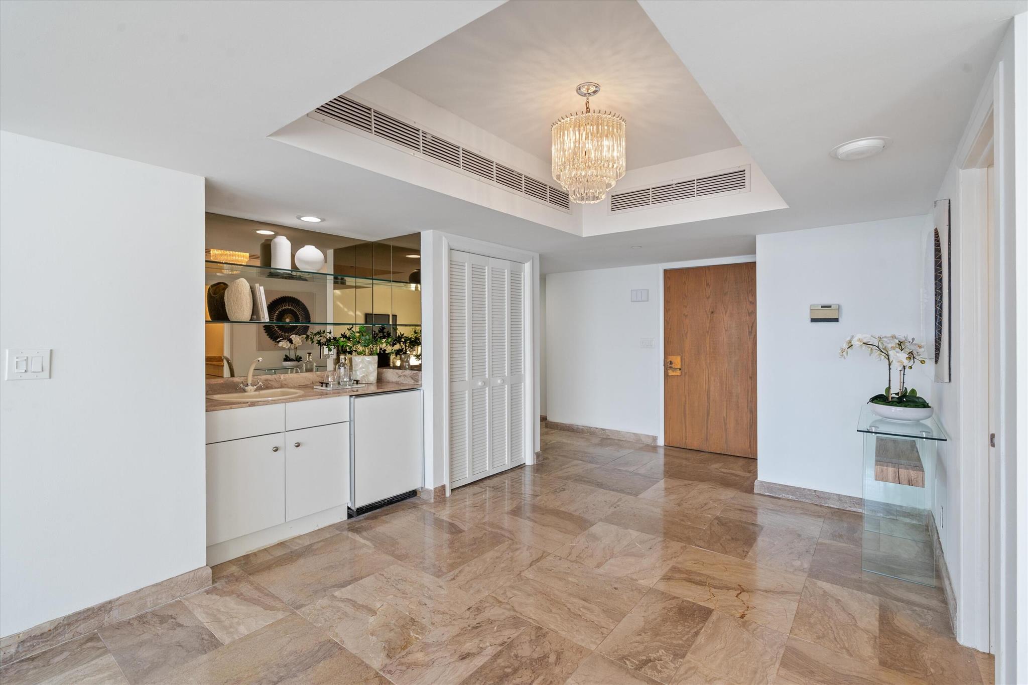 OLD PORT COVE LAKE POINT - Residential Lease