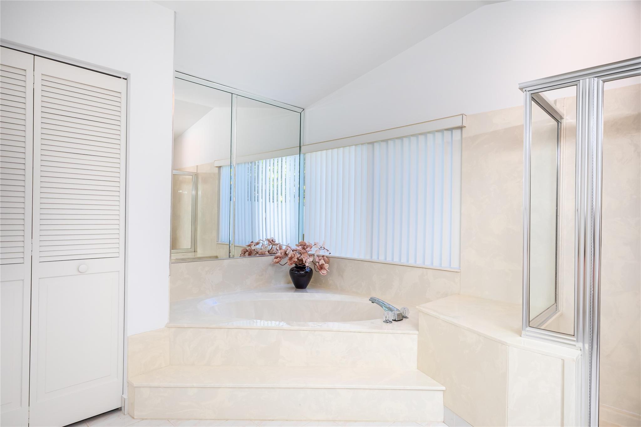 The Landings Of Parkland - Residential