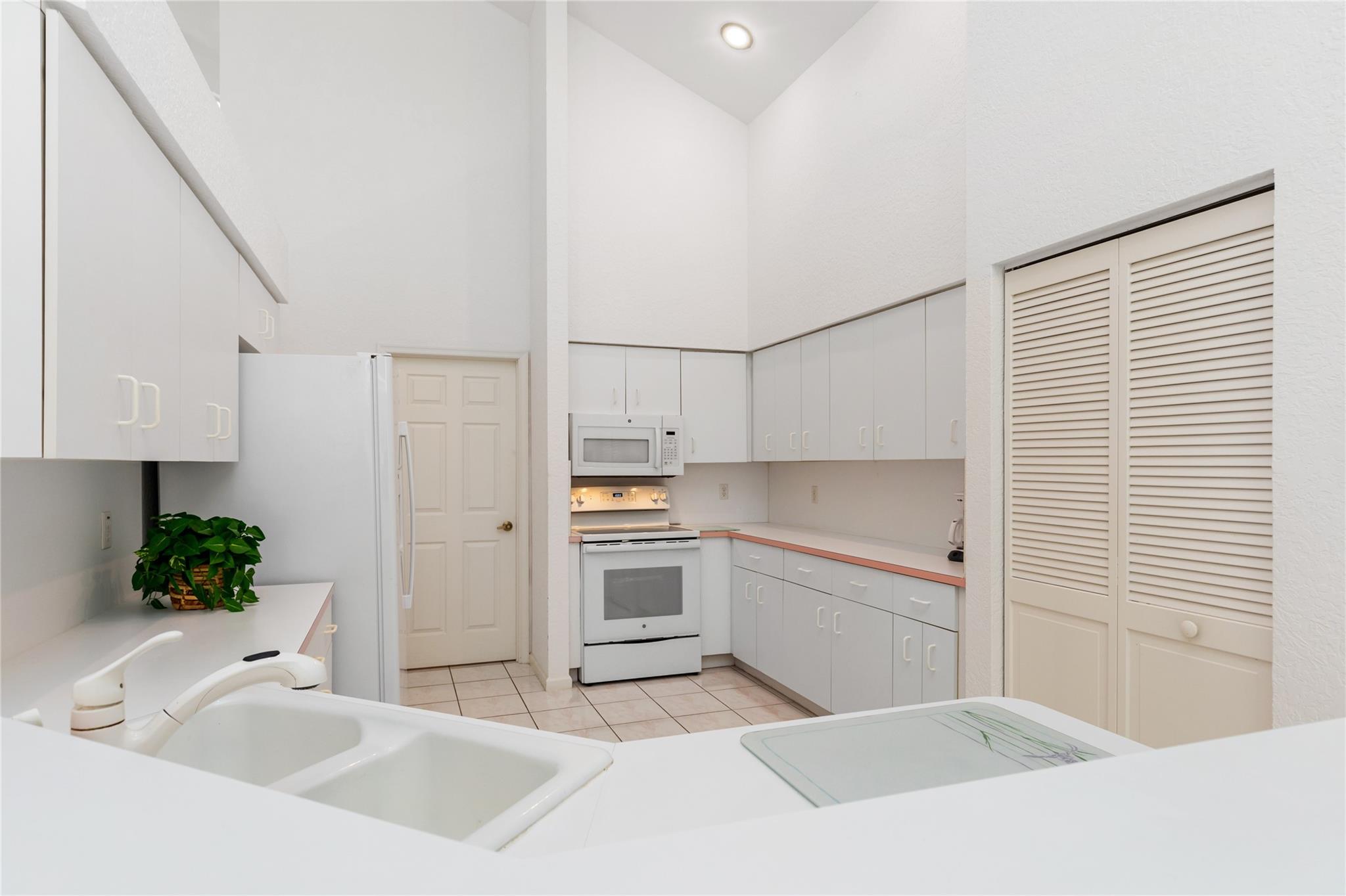 The Landings Of Parkland - Residential