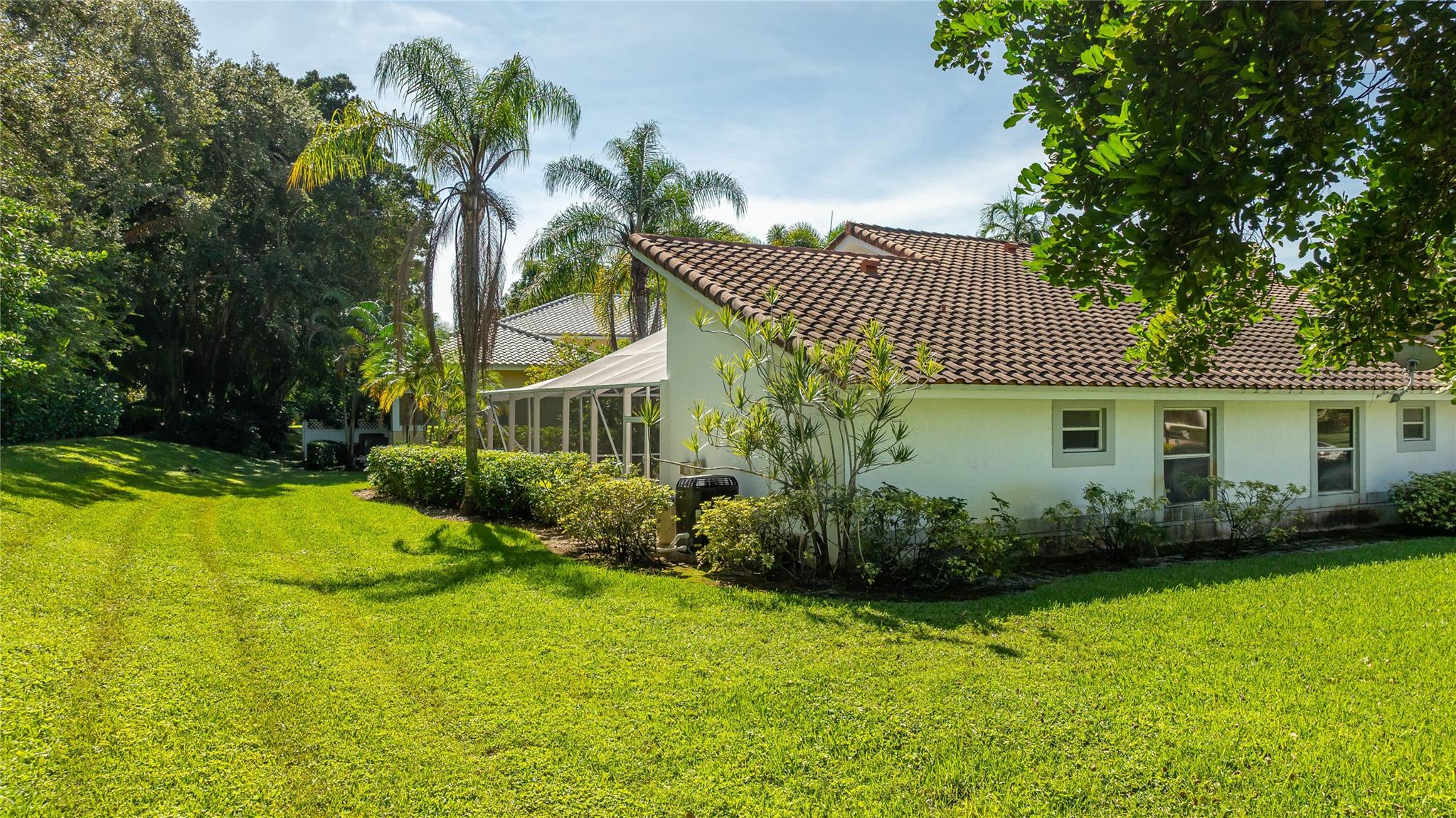 The Landings Of Parkland - Residential