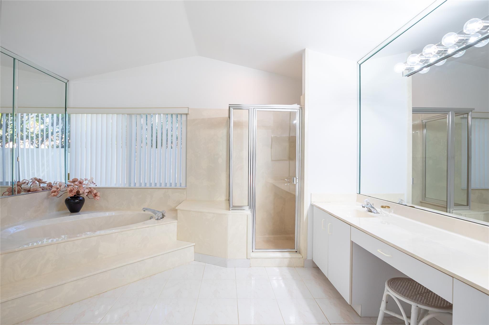 The Landings Of Parkland - Residential