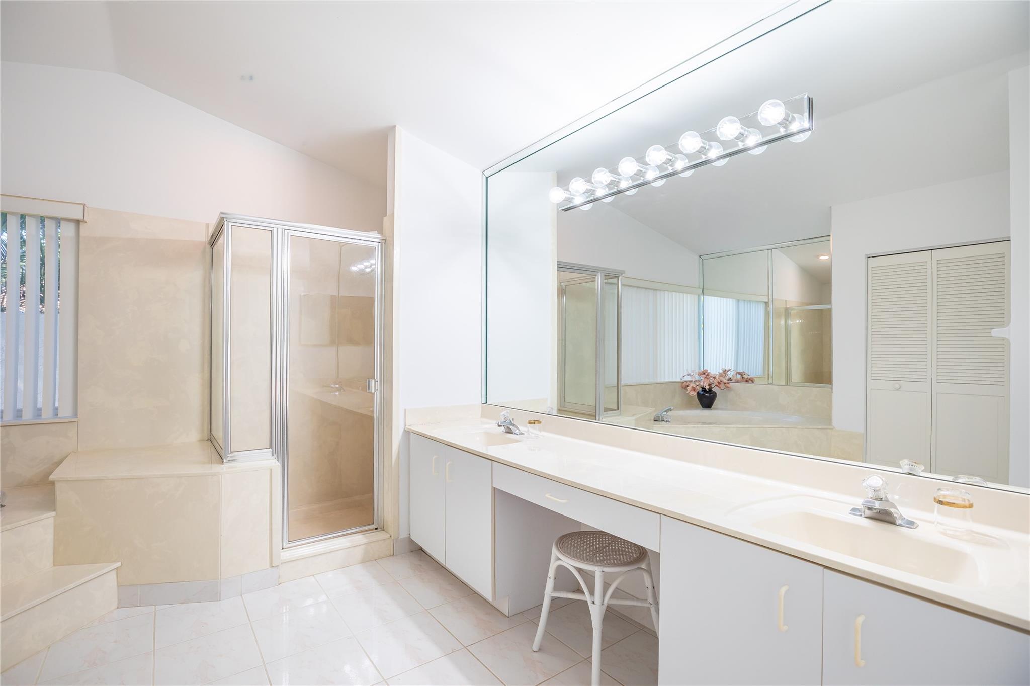 The Landings Of Parkland - Residential