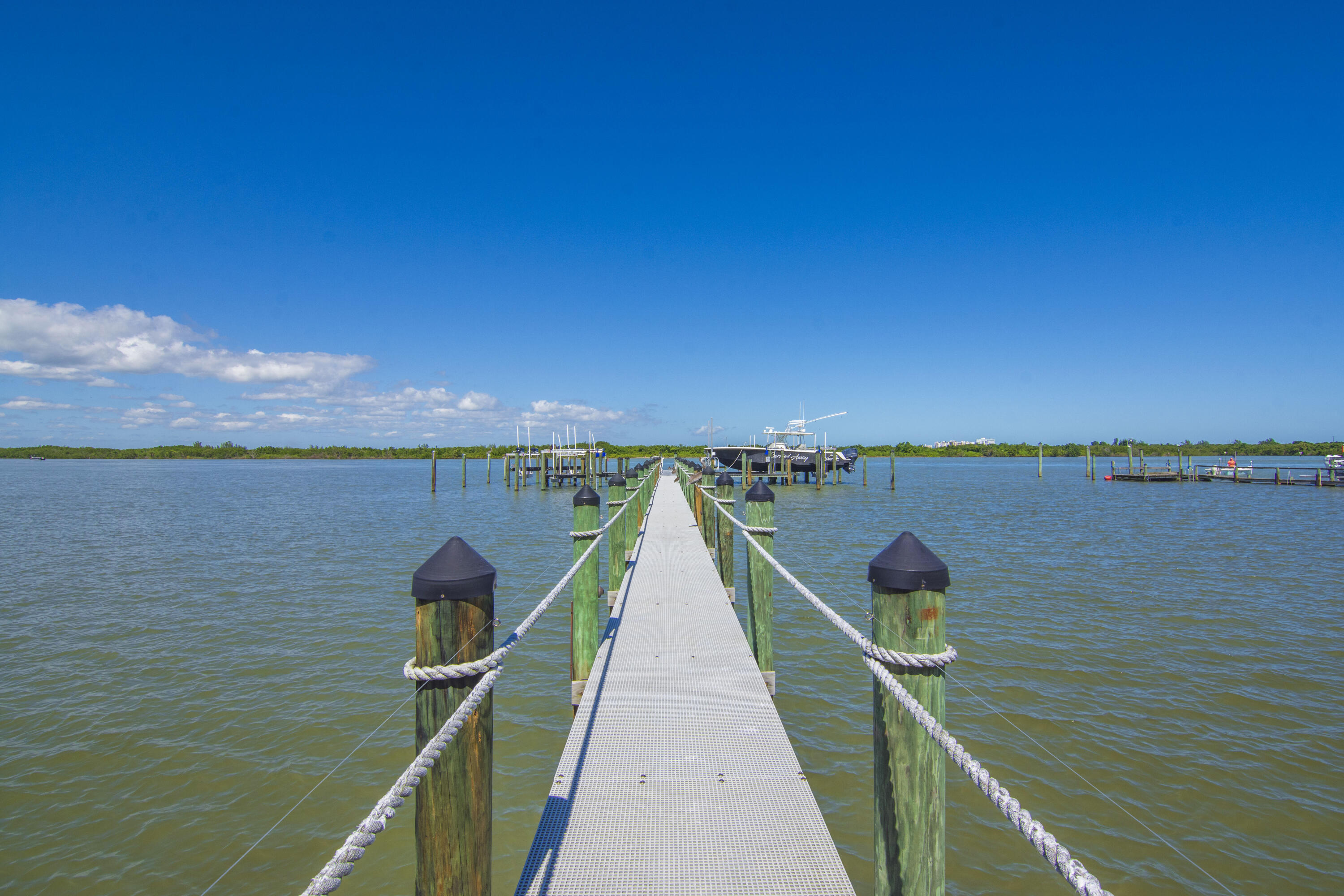 Inlet Palms - Residential