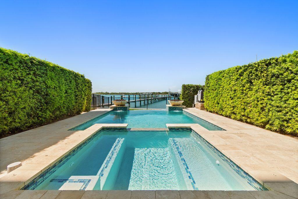 INLET PALMS PLANNED DEVELOPMENT - Residential