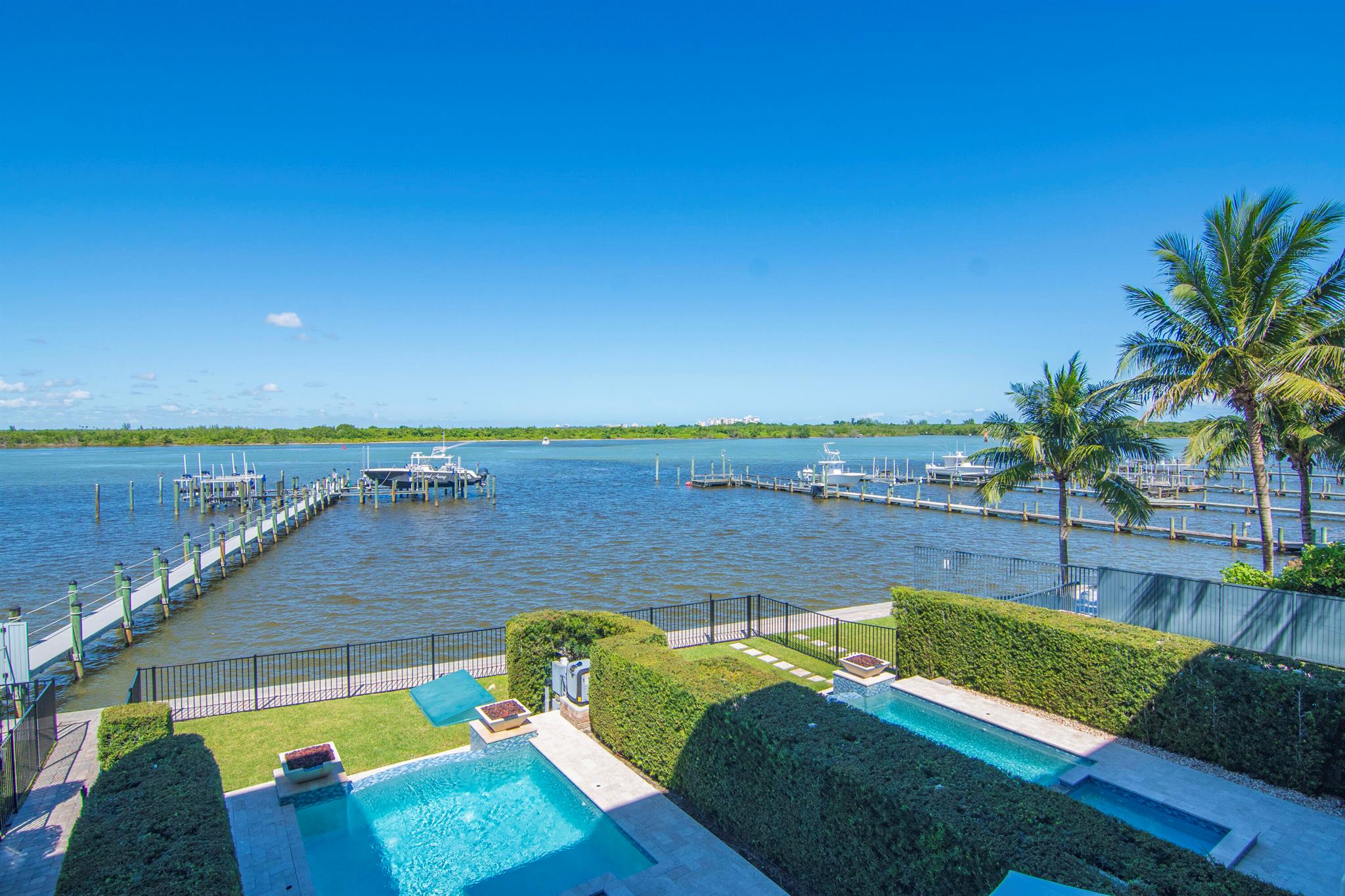 Inlet Palms - Residential