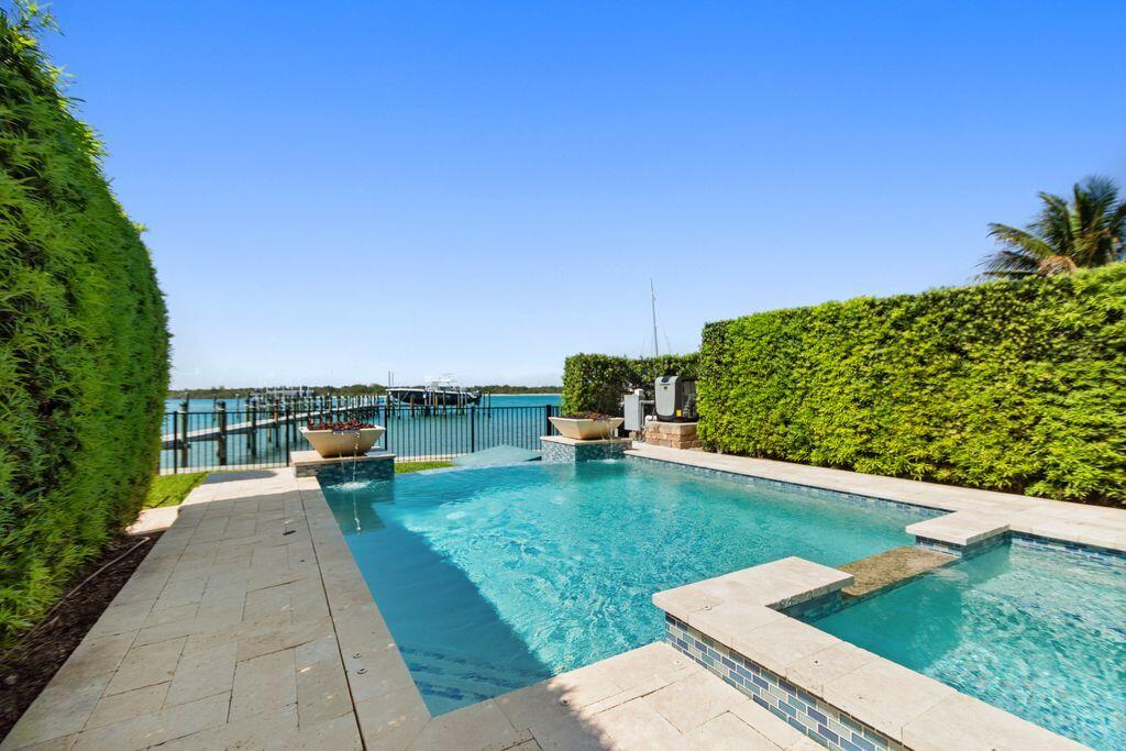 INLET PALMS PLANNED DEVELOPMENT - Residential