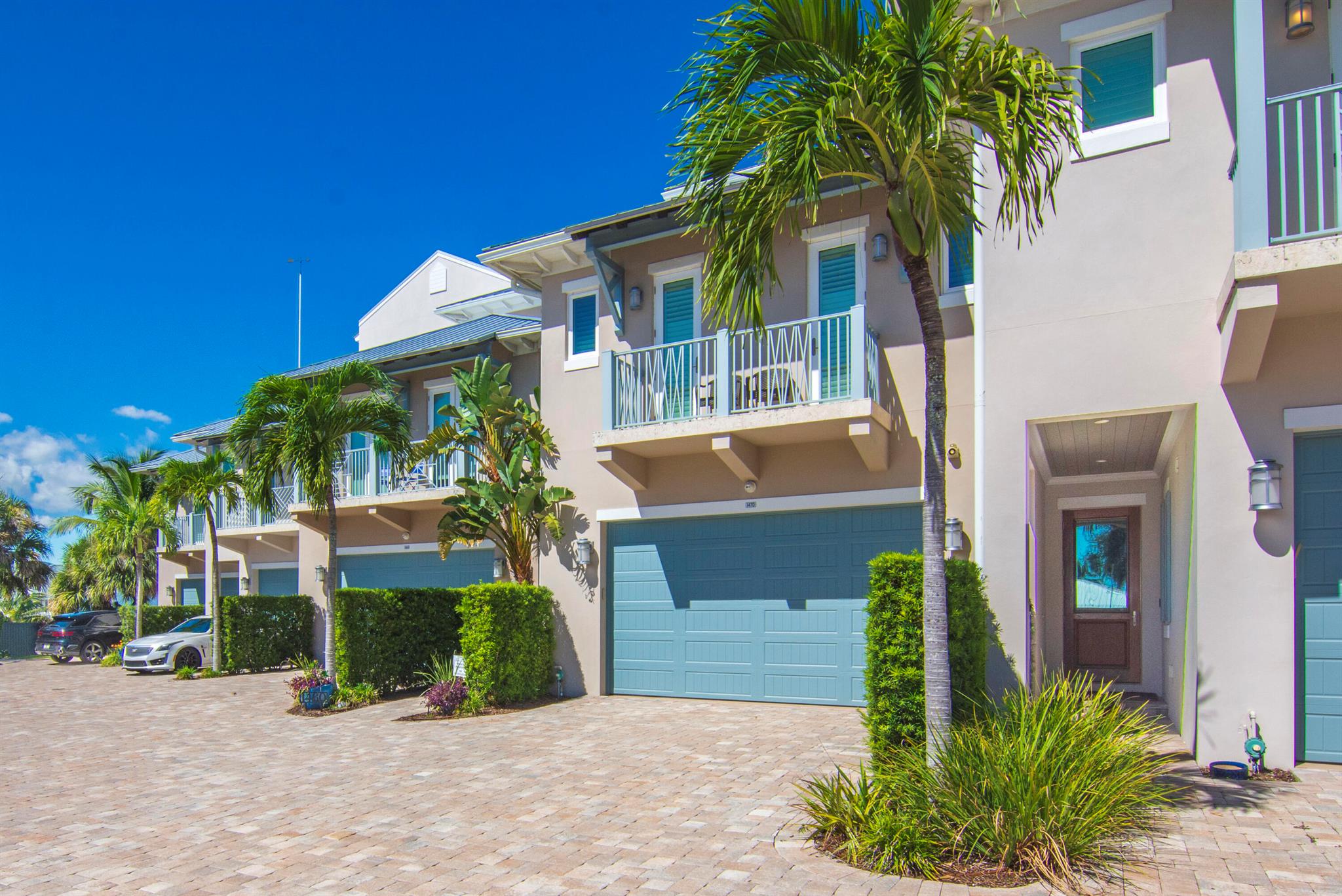 Inlet Palms - Residential