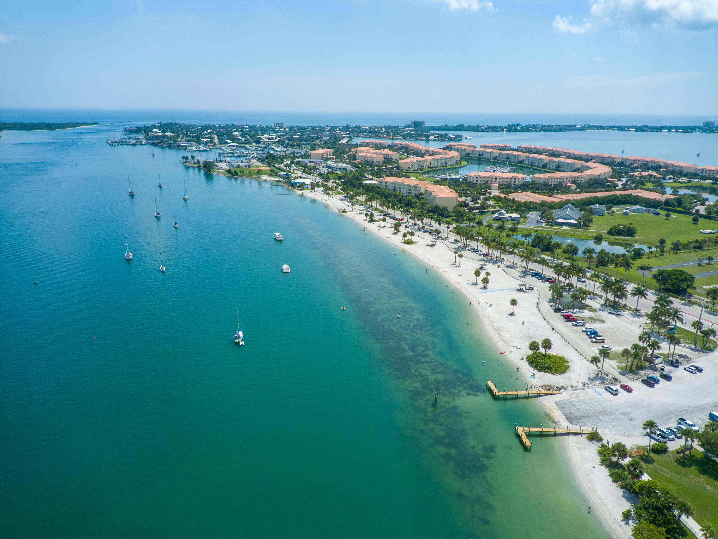 Inlet Palms - Residential