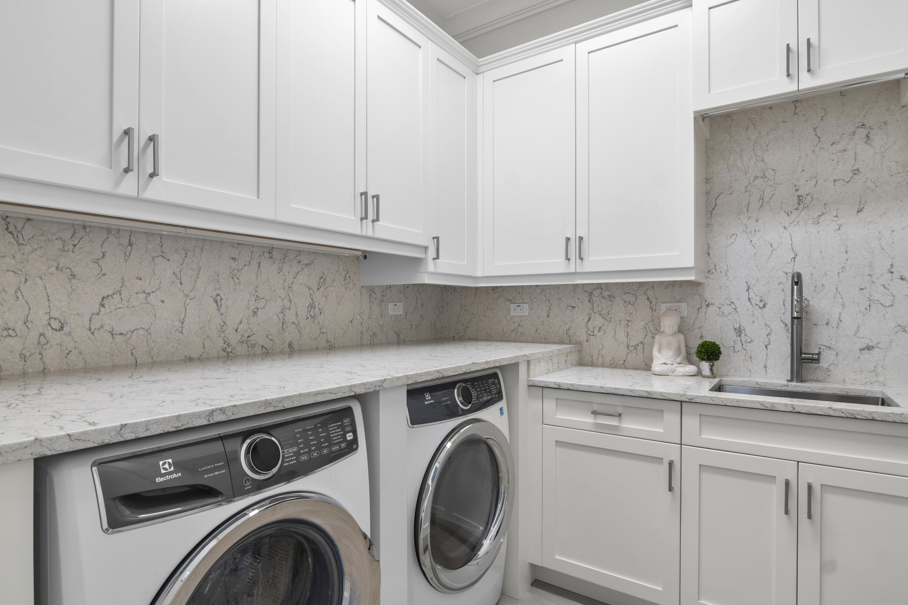 Inlet Palms - Residential