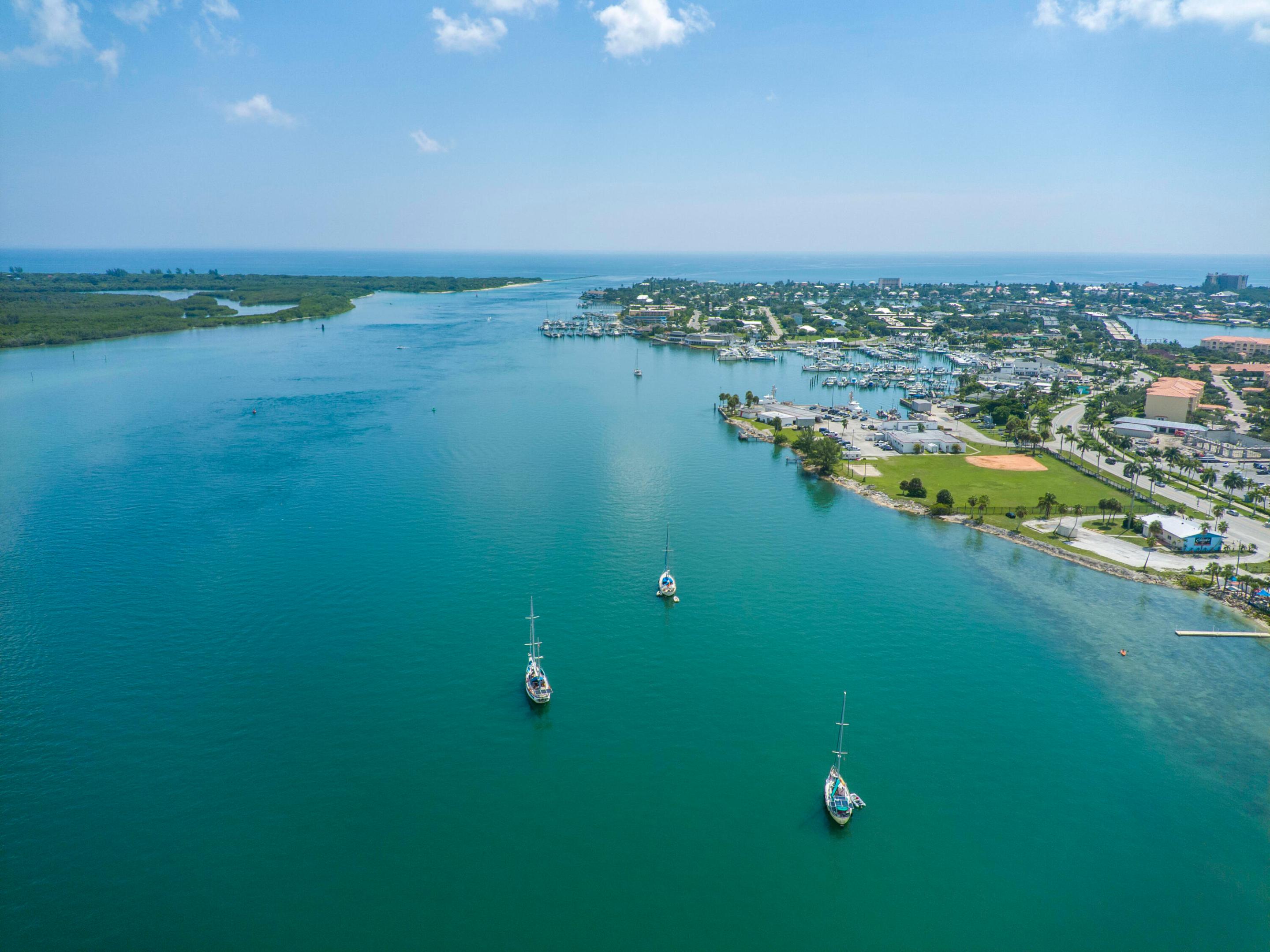 Inlet Palms - Residential