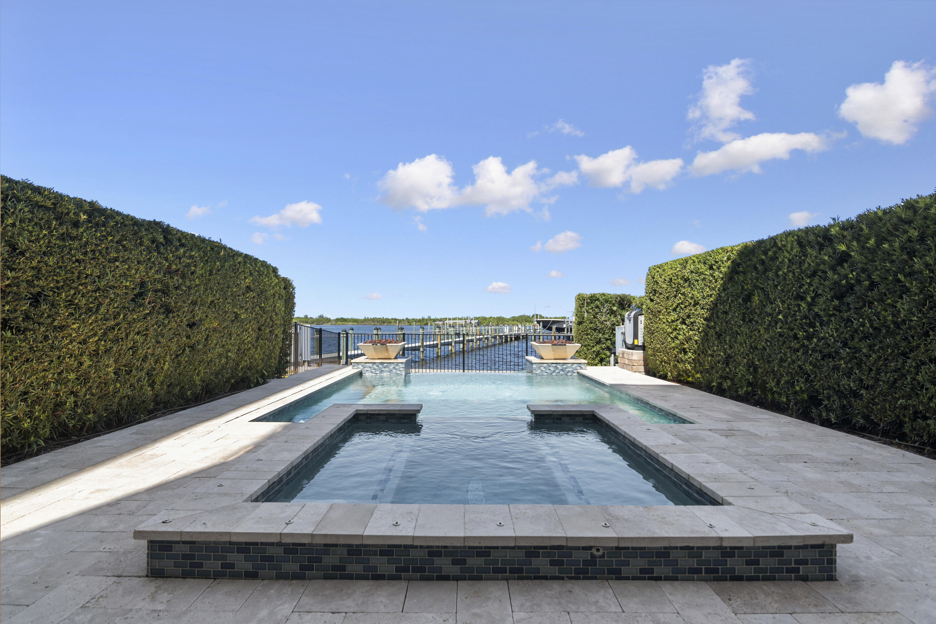 Inlet Palms - Residential