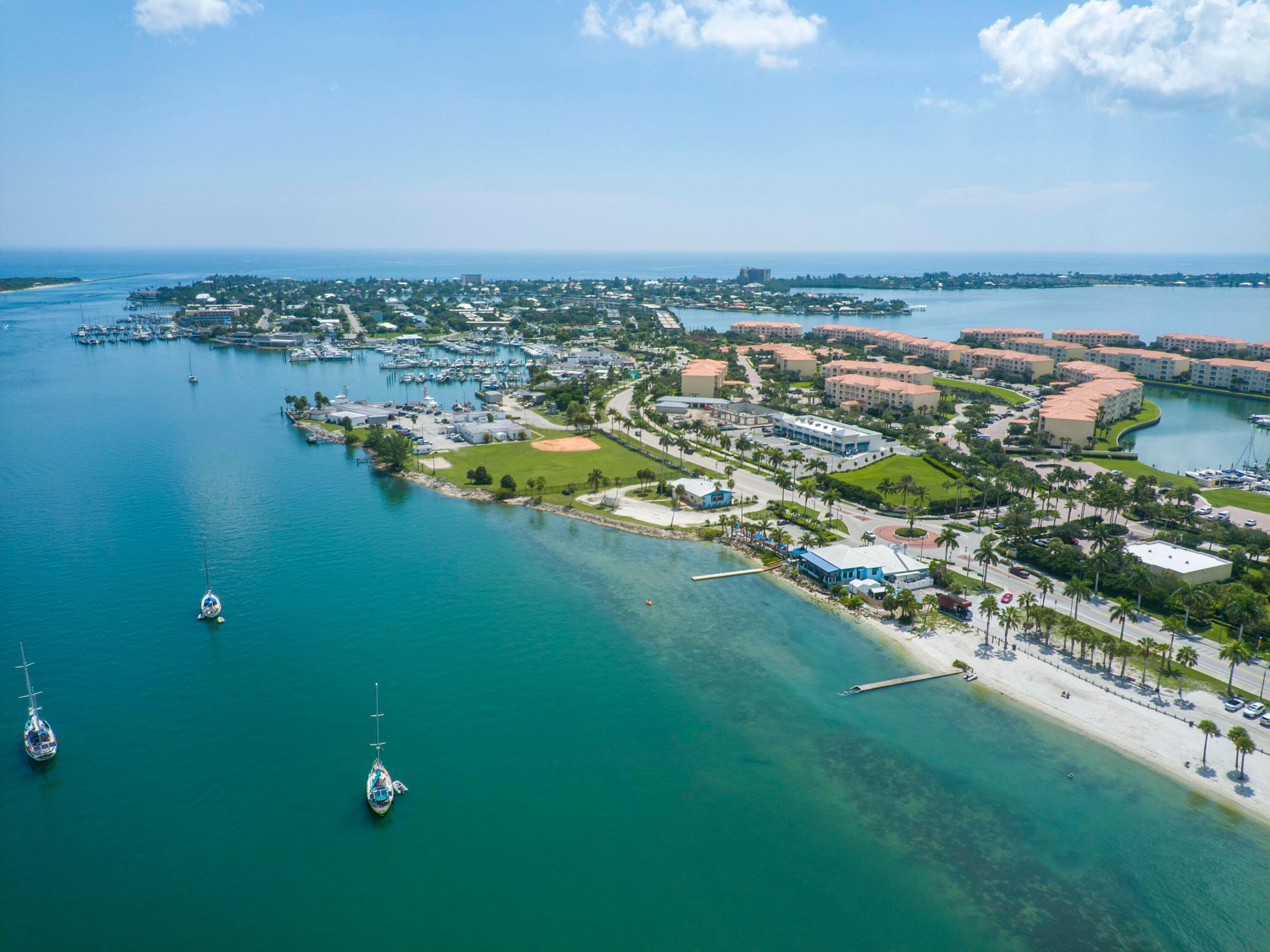 Inlet Palms - Residential