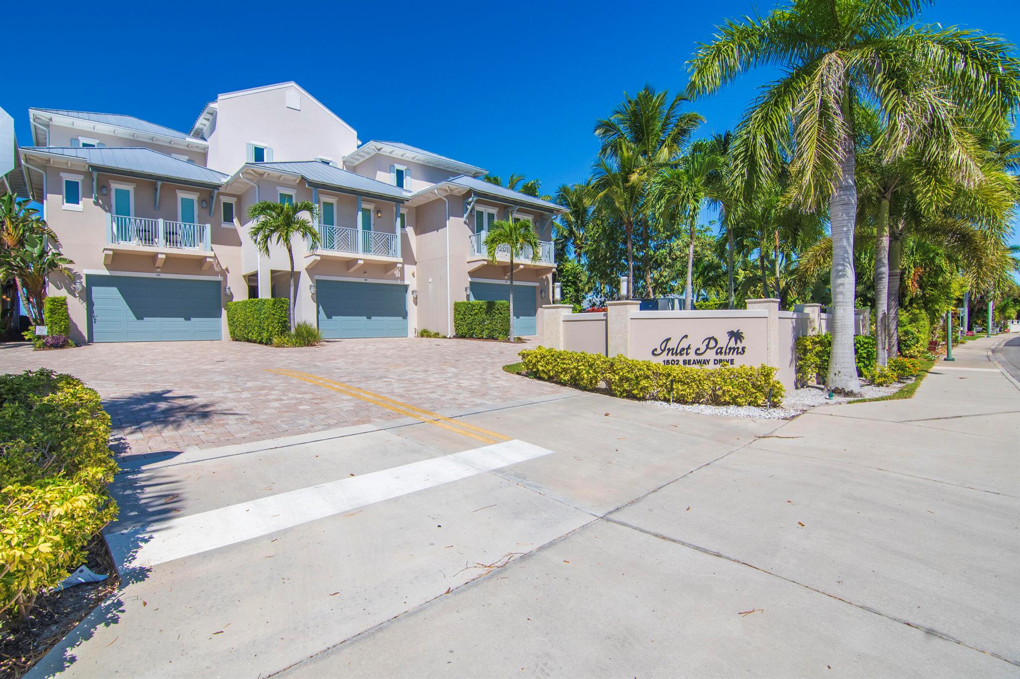 Inlet Palms - Residential