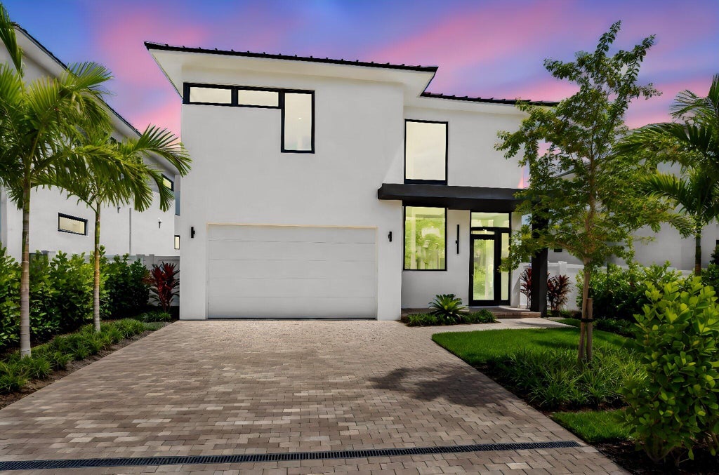 Photo of 209 SE 5TH Street, Delray Beach, FL 33483 (MLS # B26080661)