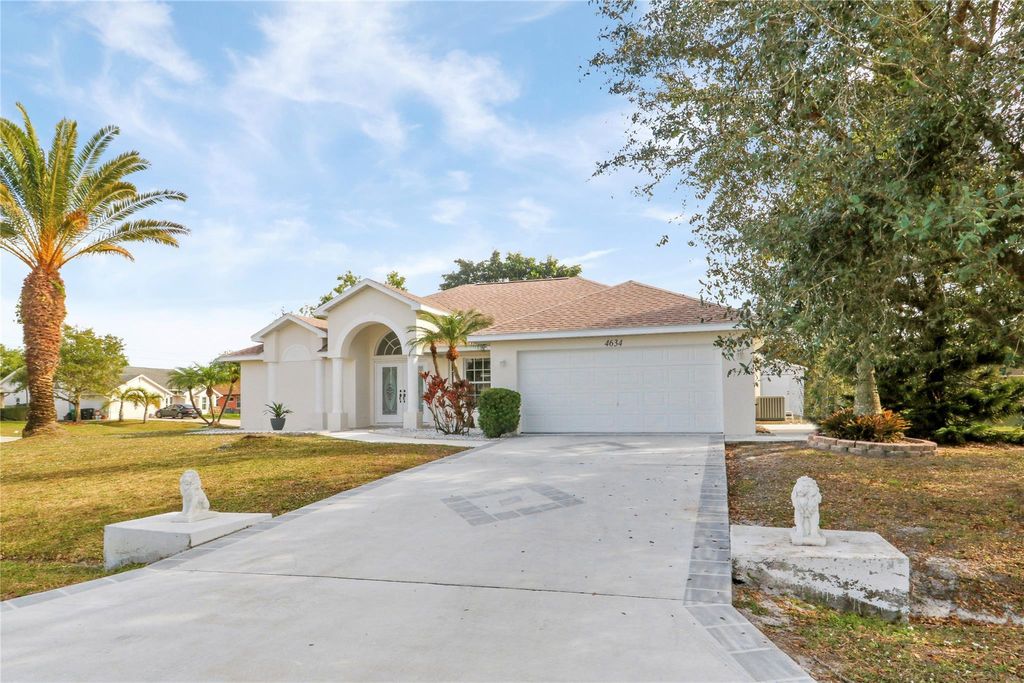 Photo of 4634 NW Gastonia Street, Port Saint Lucie, FL 34983 (MLS # F10543167)