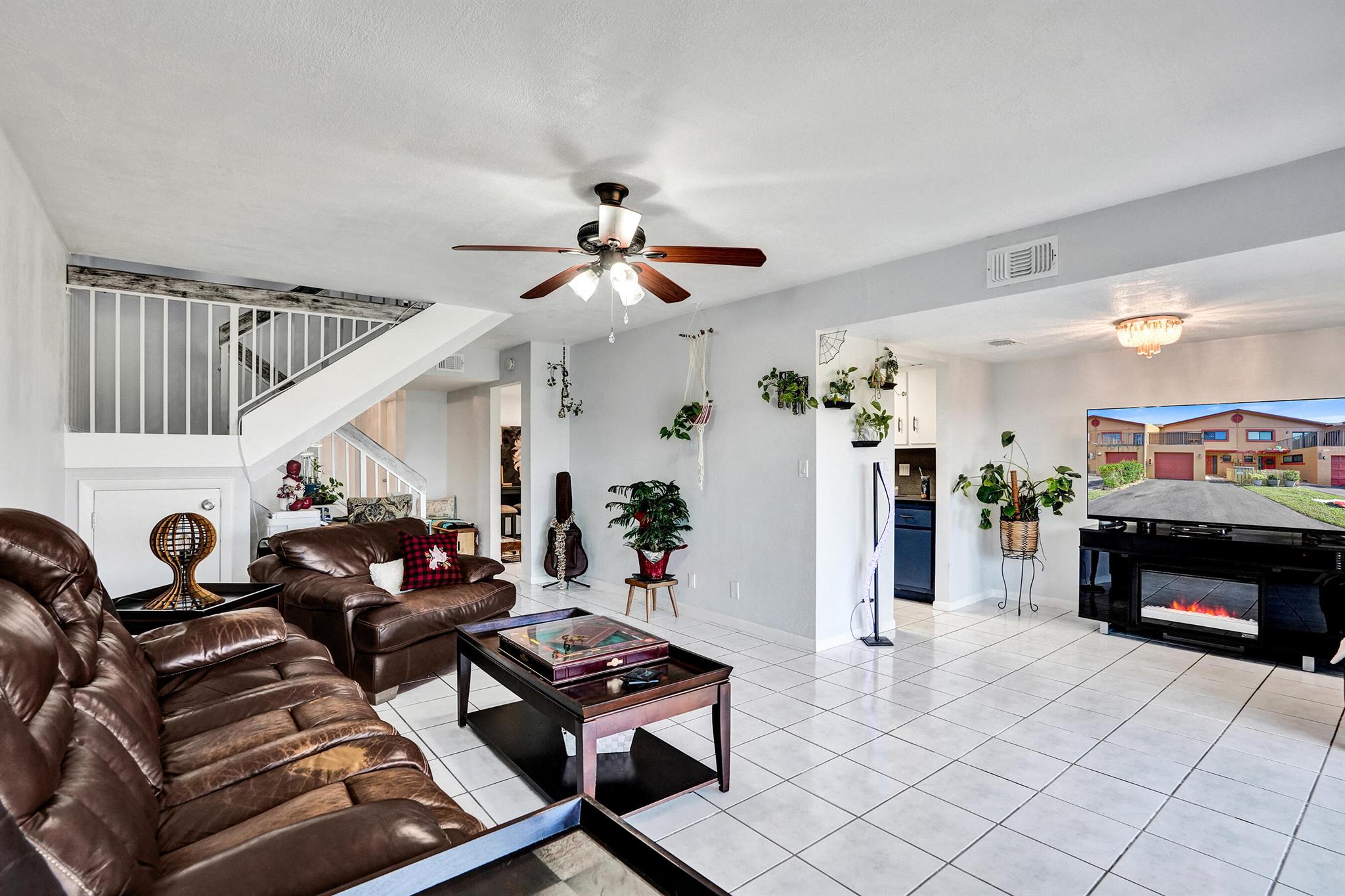 FAIRWAYS OF SUNRISE - Residential