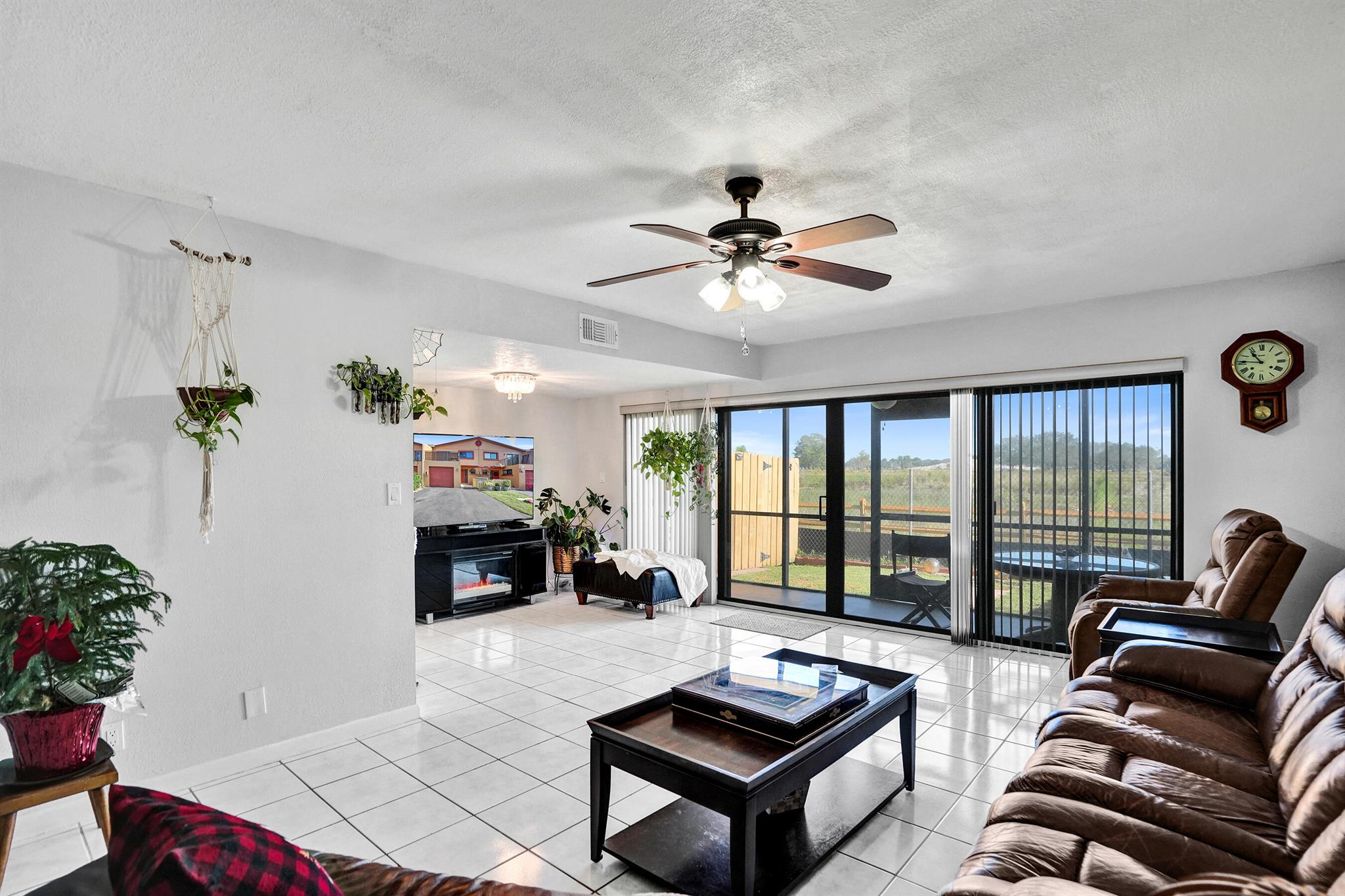 FAIRWAYS OF SUNRISE - Residential