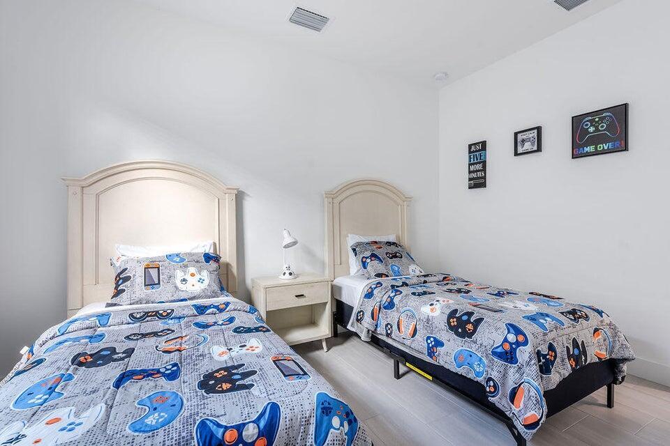 WEST GATE ESTS NORTHERN SEC - Residential