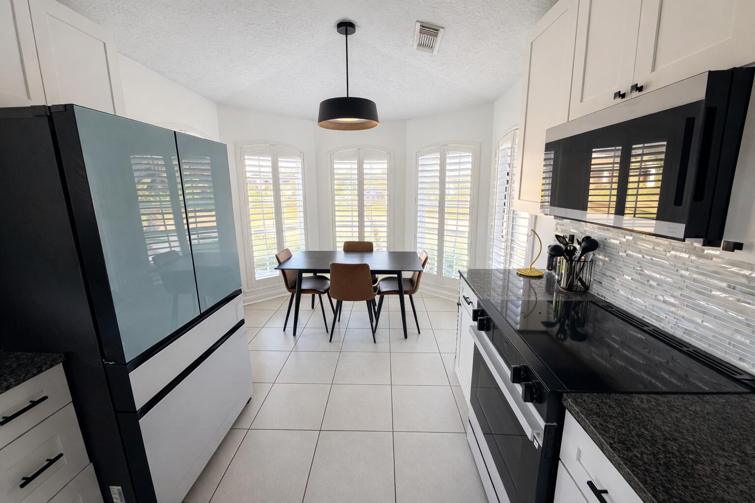 1718 SW Brisbane Street