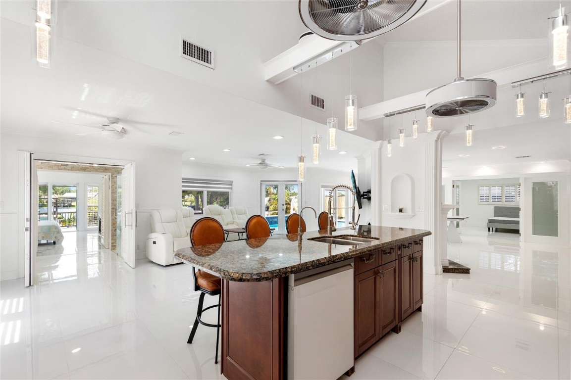 Crystal Heights 80-48 B - Residential