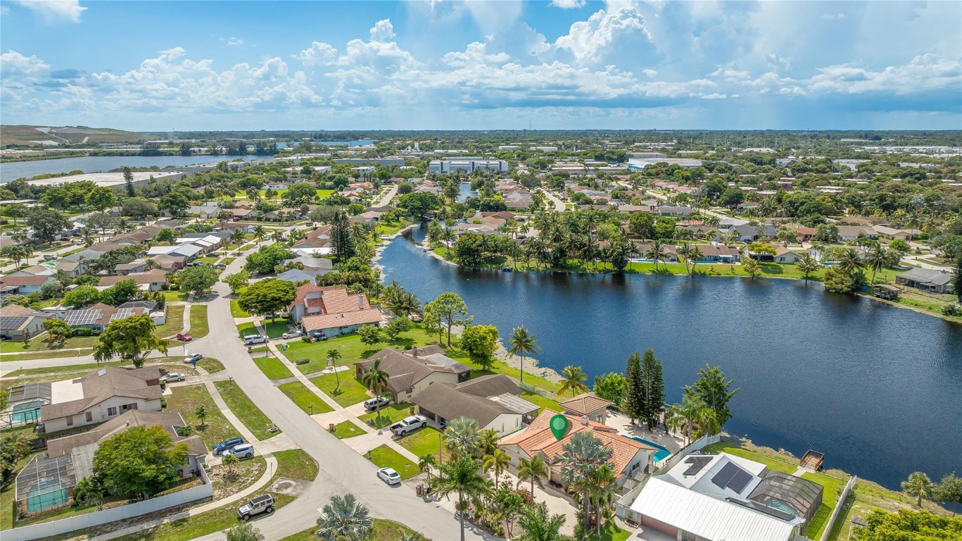 Crystal Heights 80-48 B - Residential