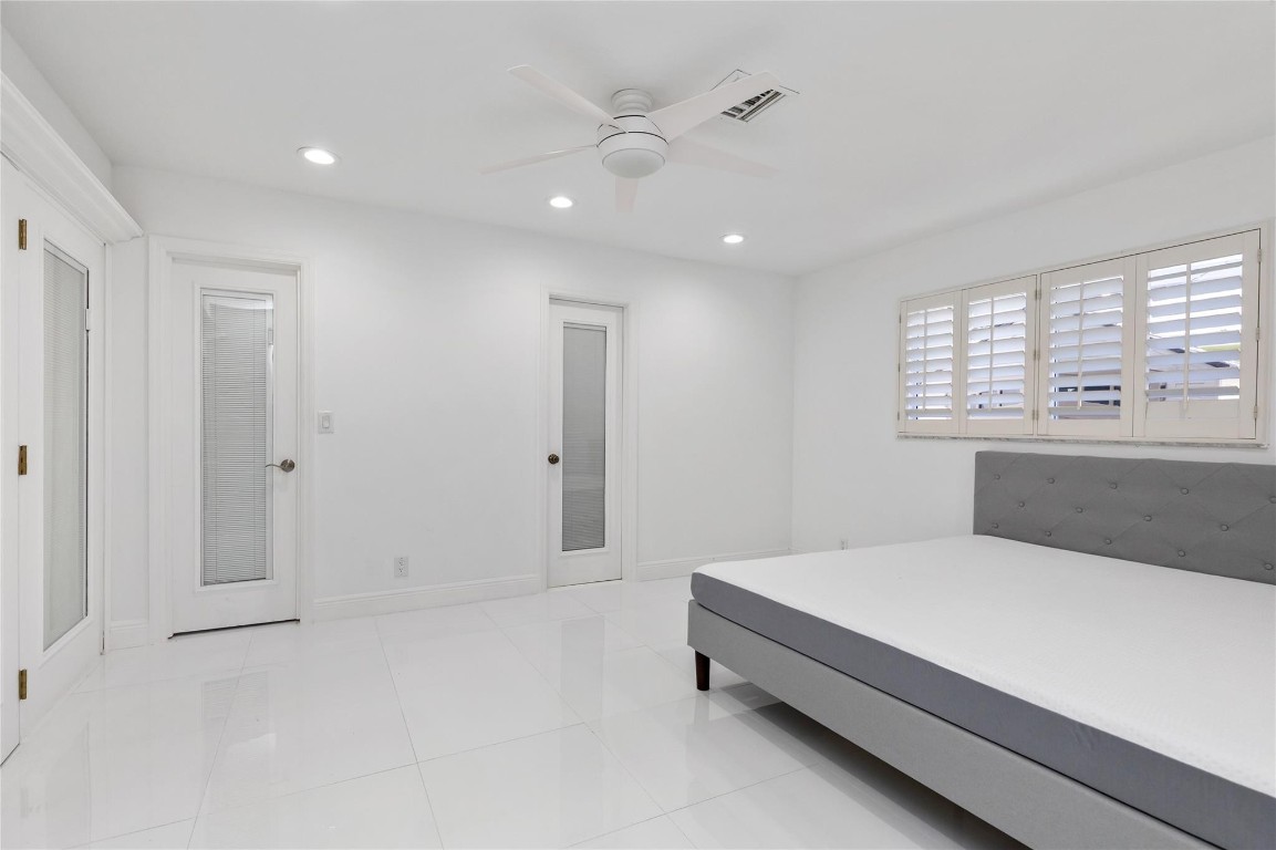 Crystal Heights 80-48 B - Residential