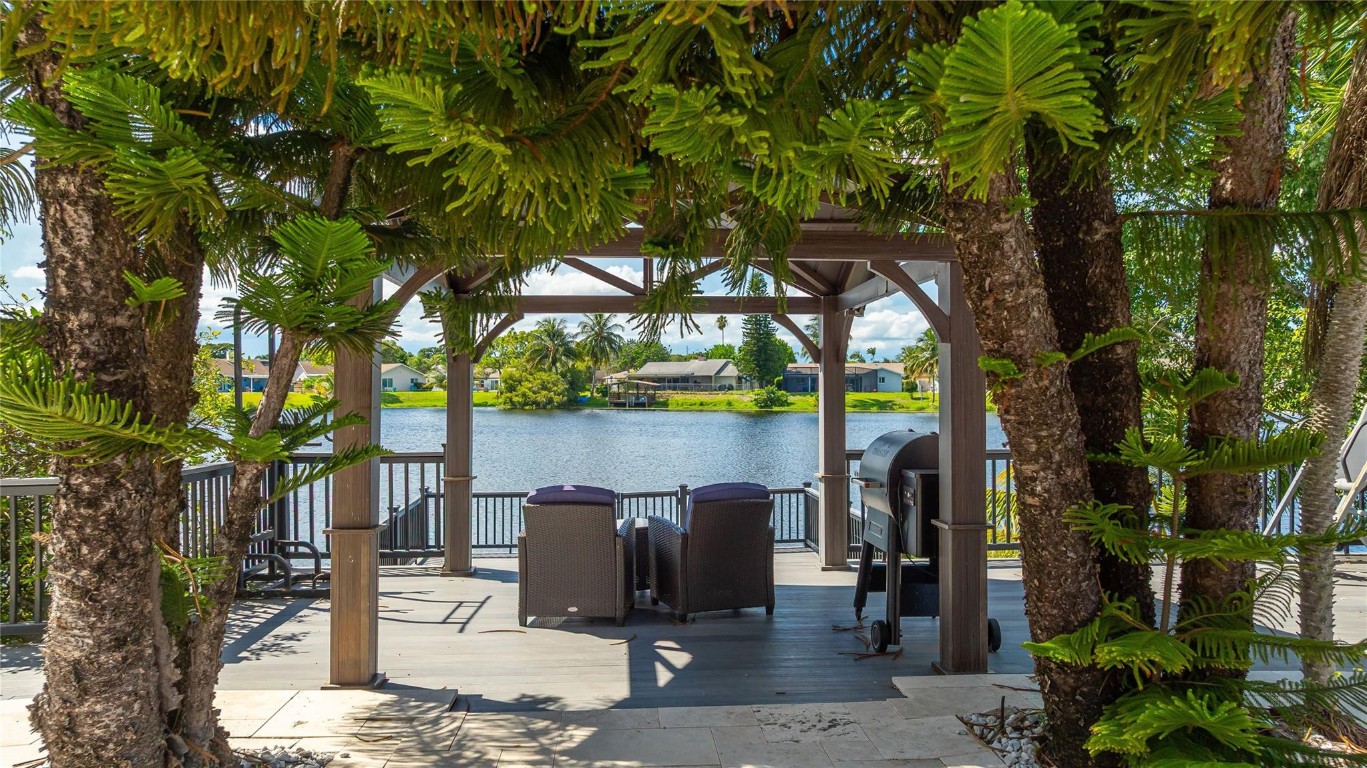 Crystal Heights 80-48 B - Residential