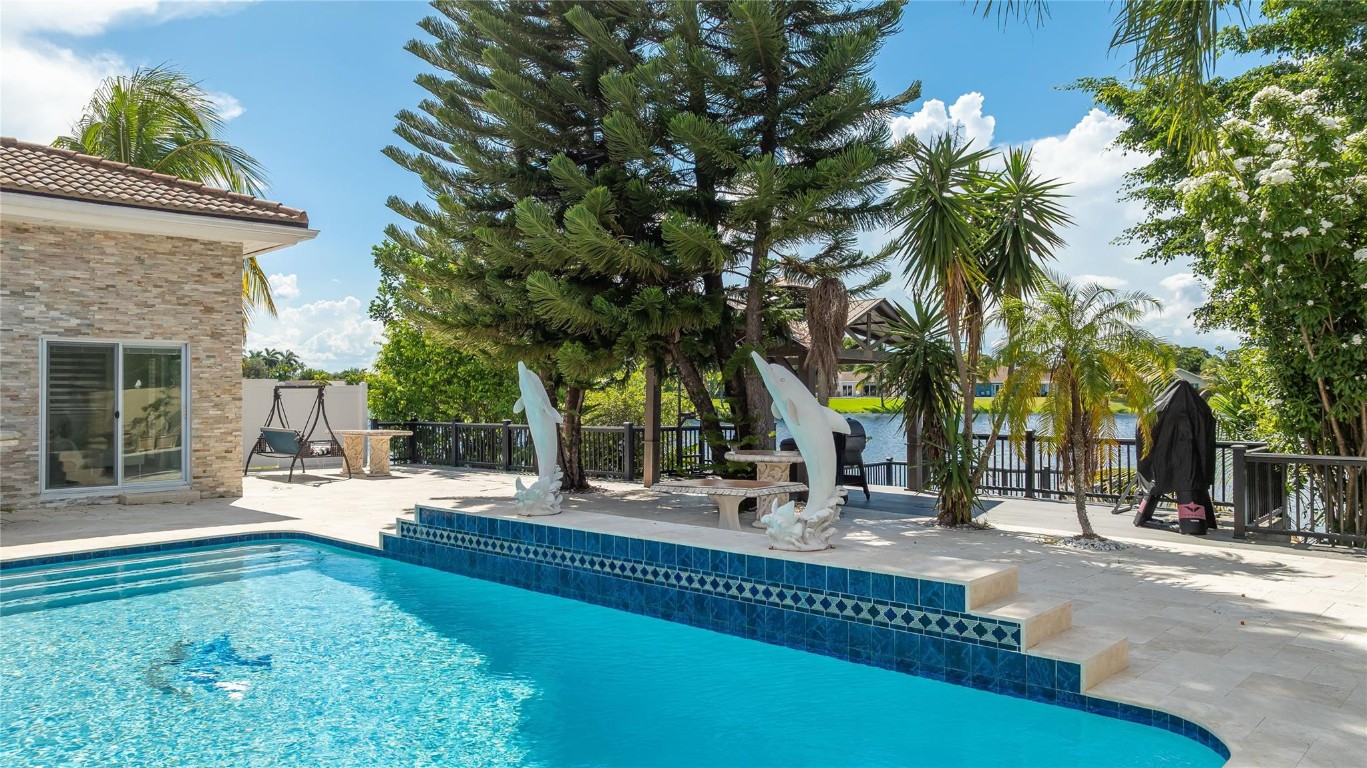 Crystal Heights 80-48 B - Residential