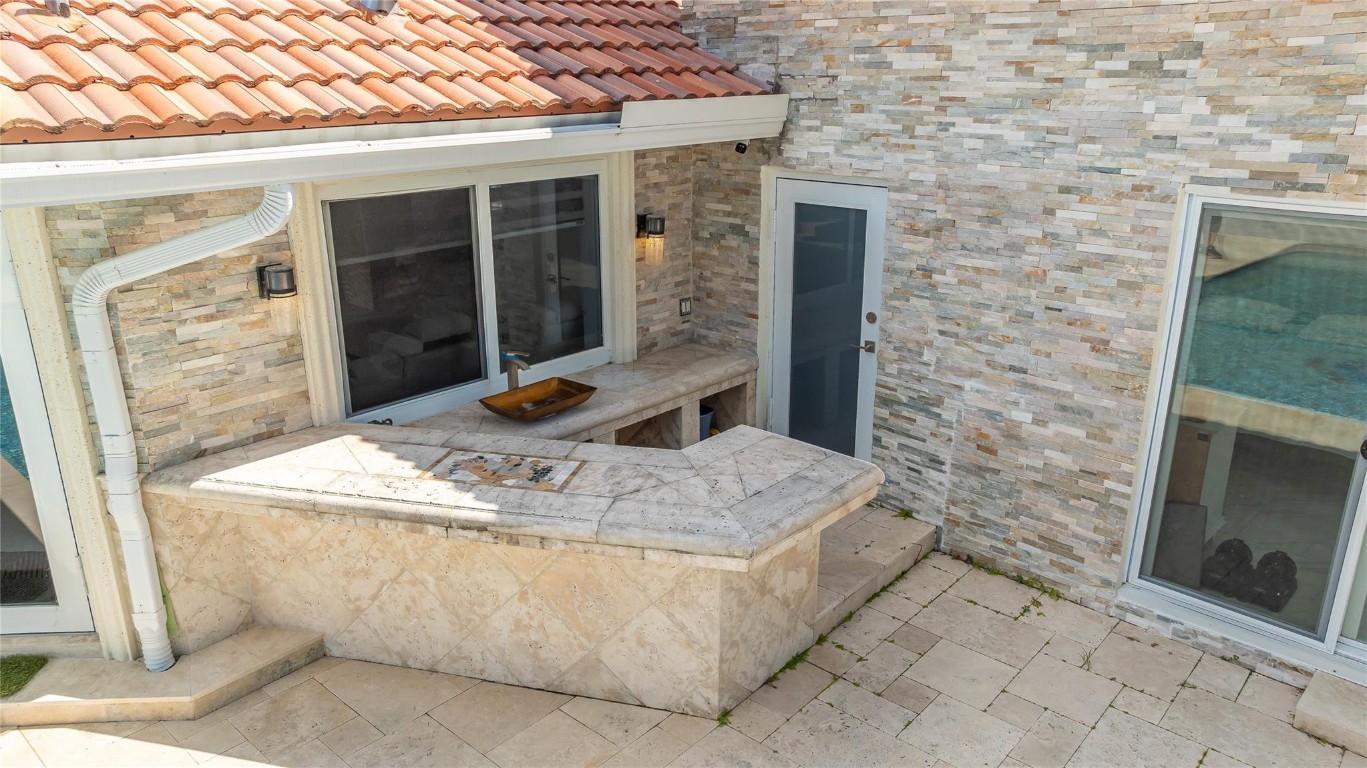 Crystal Heights 80-48 B - Residential