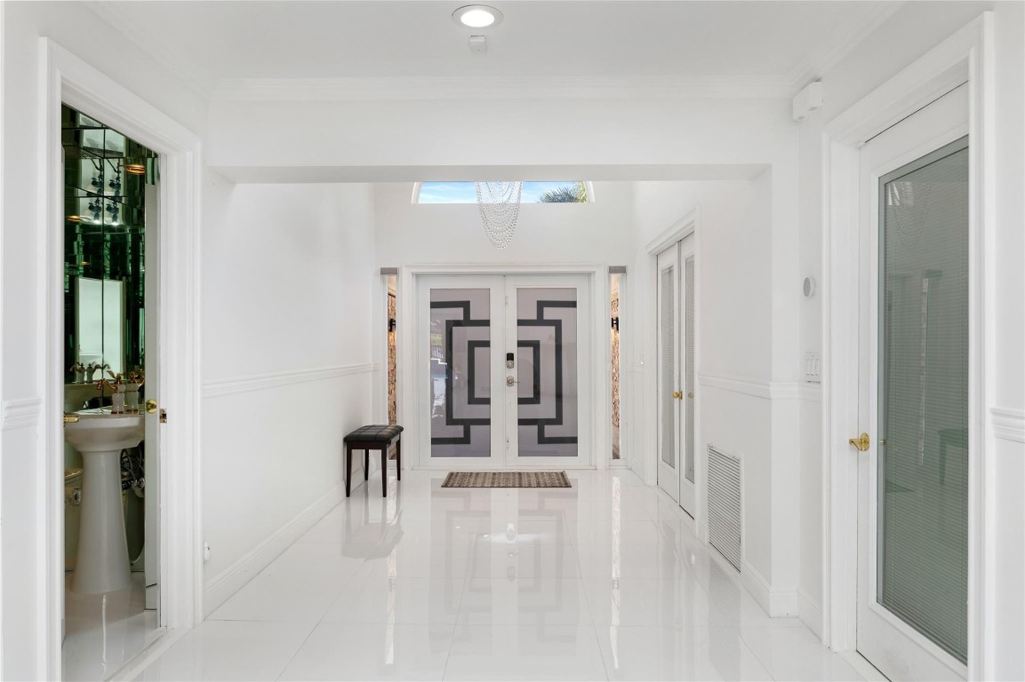 Crystal Heights 80-48 B - Residential