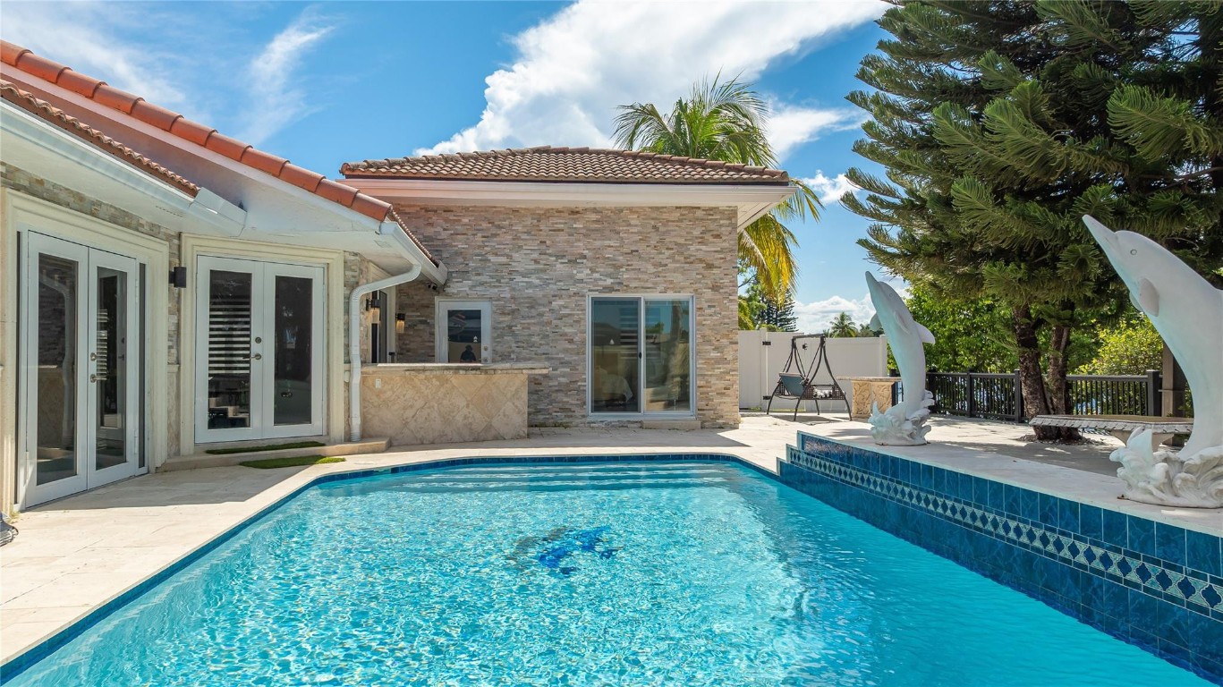 Crystal Heights 80-48 B - Residential