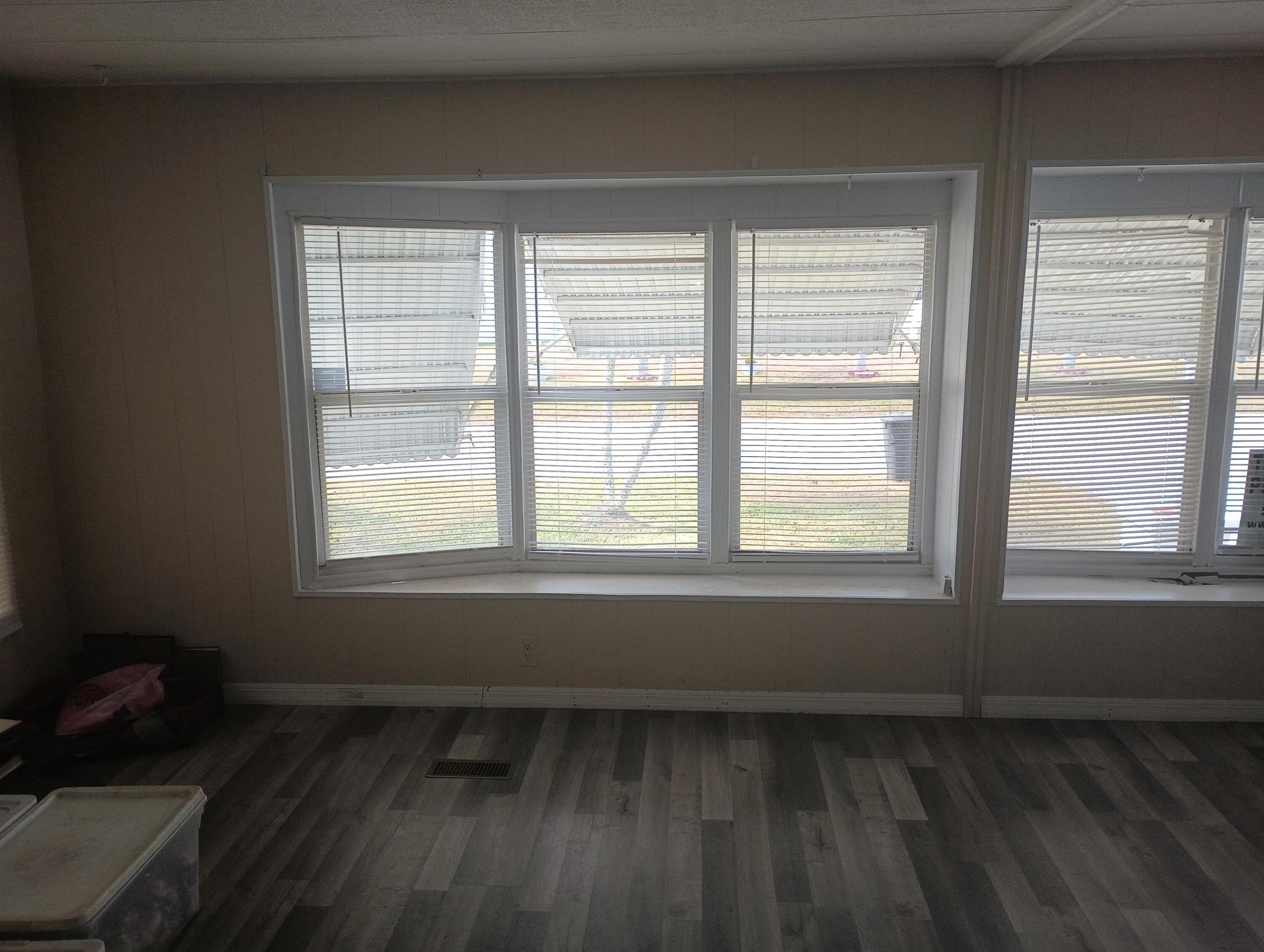 Spanish Lakes Riverfront - Residential