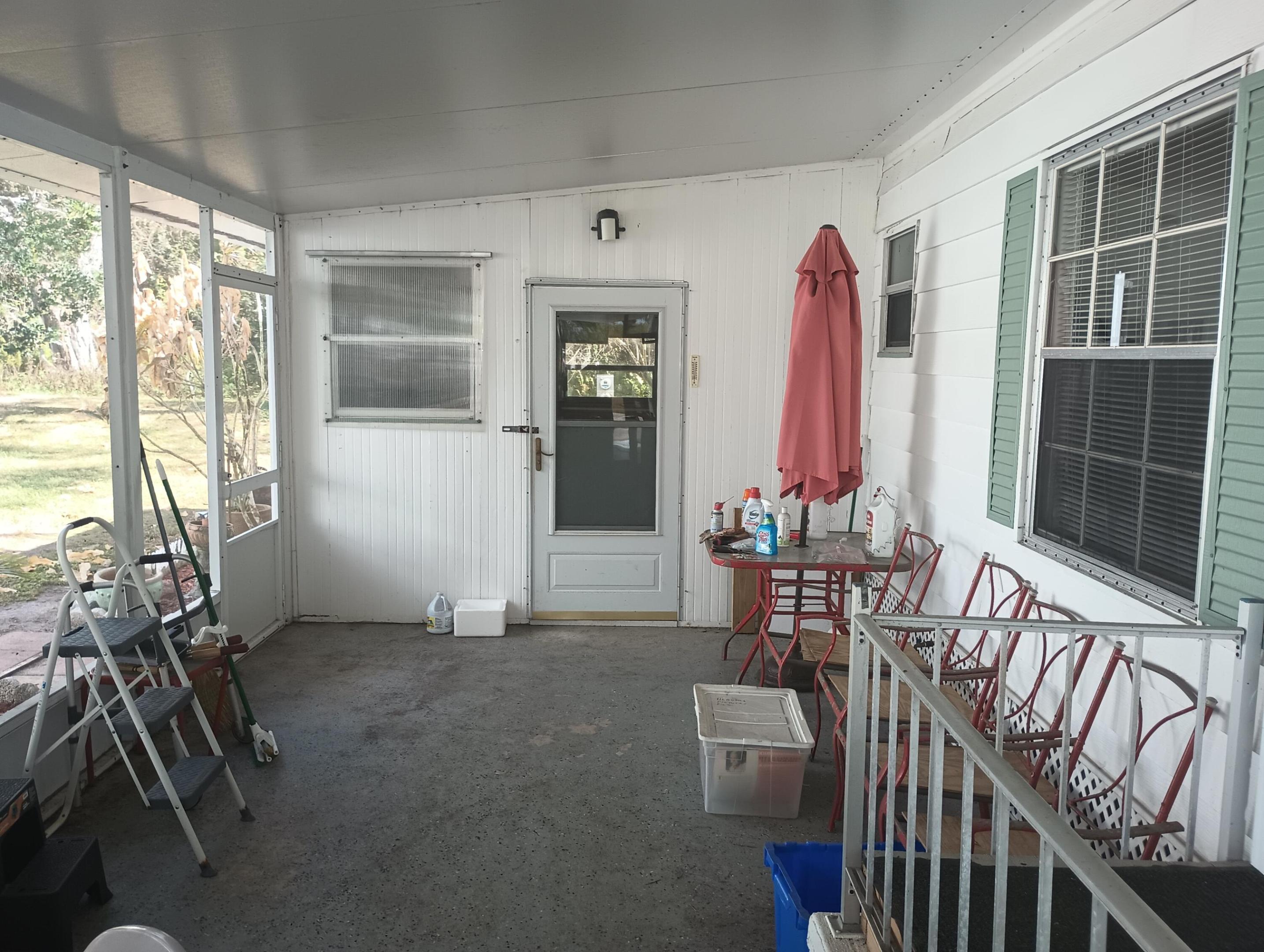 Spanish Lakes Riverfront - Residential