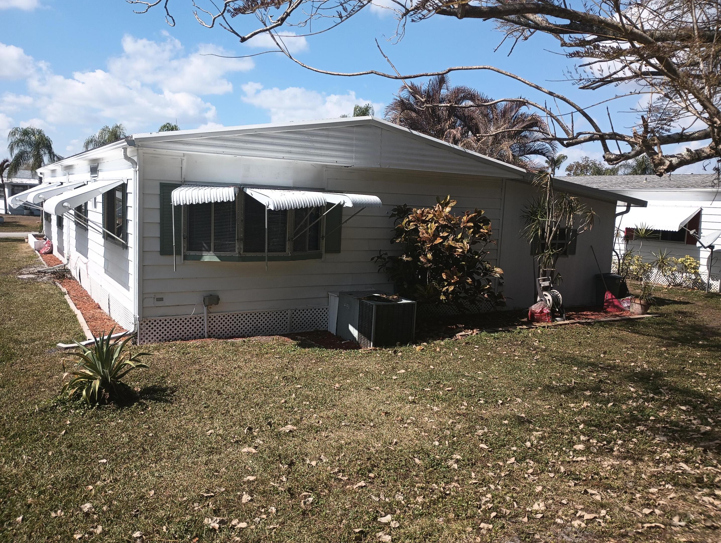 Spanish Lakes Riverfront - Residential