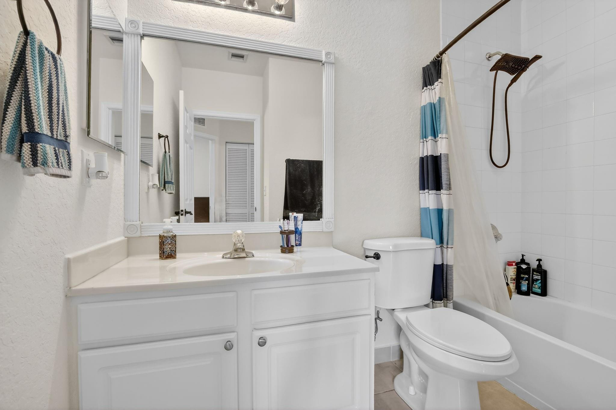 VILLAS OF PALOMINO - Residential