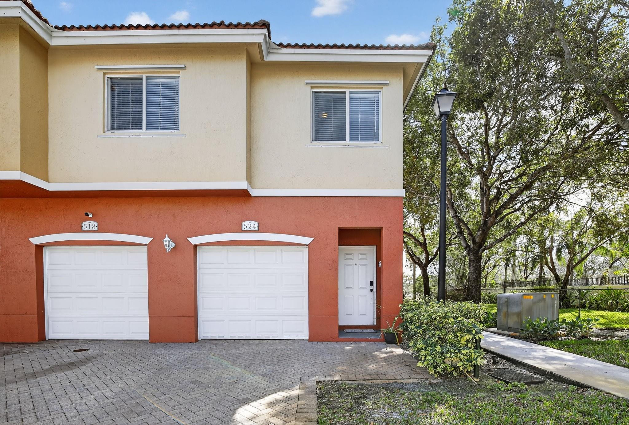 VILLAS OF PALOMINO - Residential