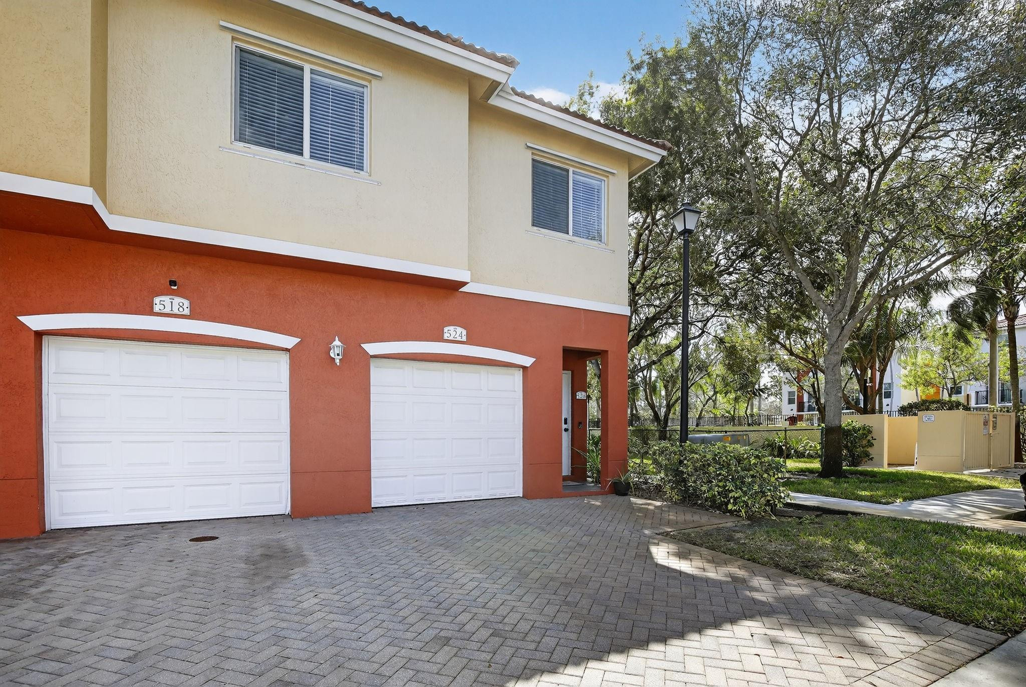 VILLAS OF PALOMINO - Residential