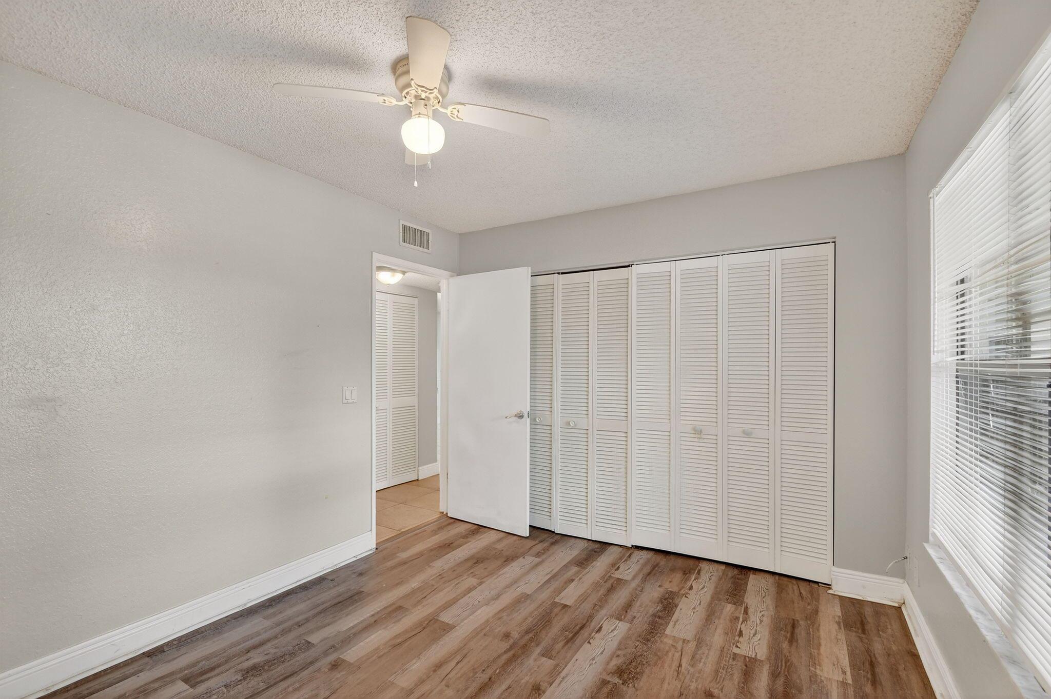 PALM BEACH PLACE CONDO - Residential Lease