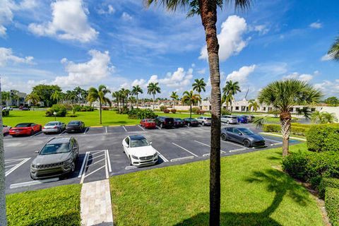 A home in Lake Worth