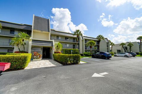 A home in Lake Worth