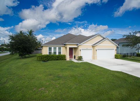 A home in Port St Lucie