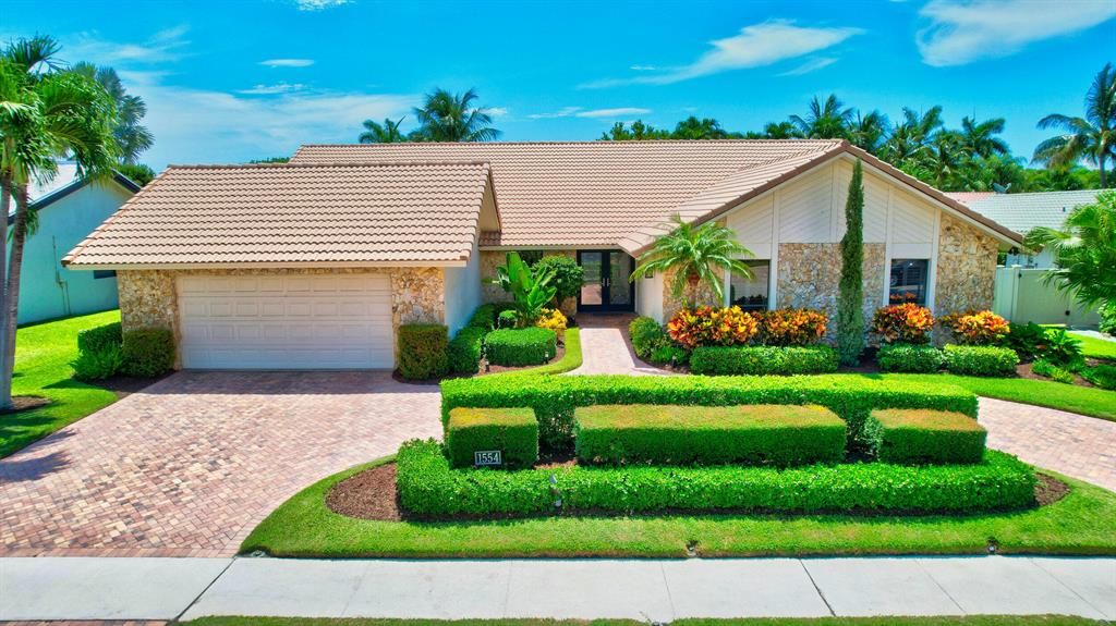 Photo of 1554 SW 6th Terrace Ter, Boca Raton, FL 33486 (MLS # R10832060)