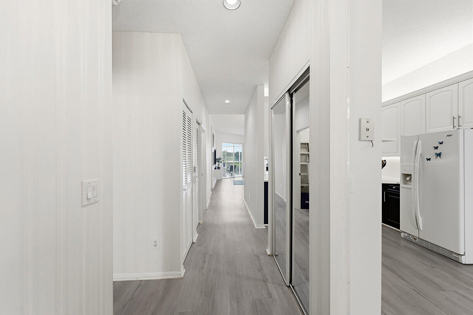 7478 GRANVILLE Drive 406