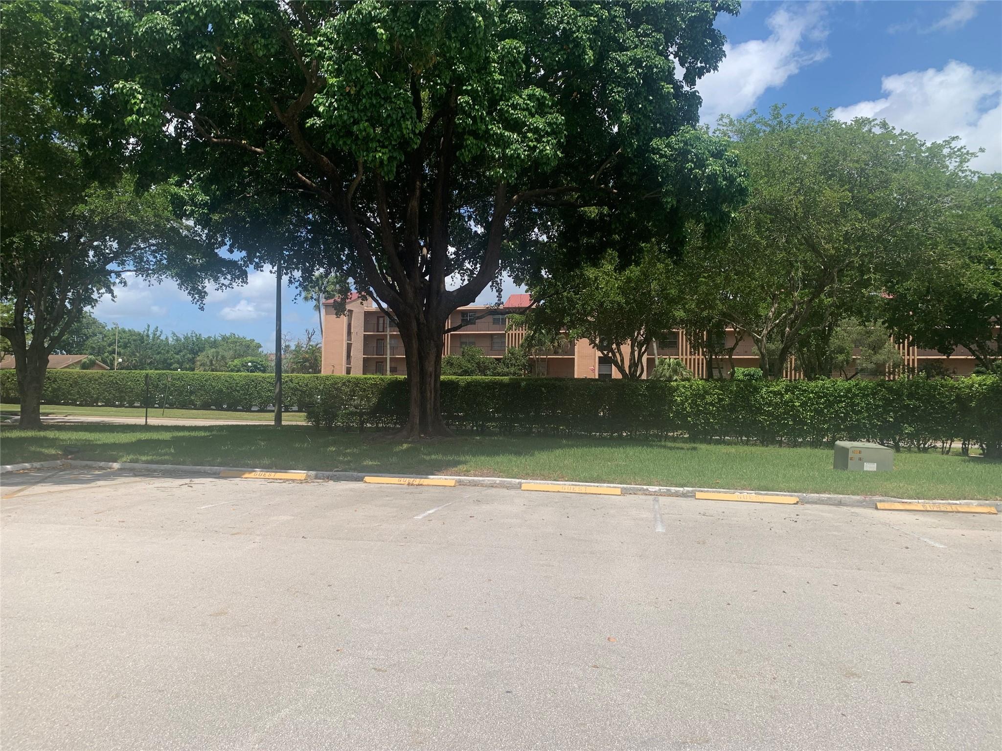 Oriole Gardens Three - Residential