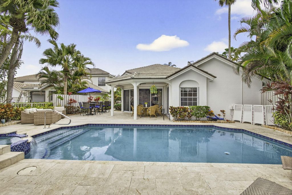 Photo of 108 Eagleton Lane, Palm Beach Gardens, FL 33418 (MLS # R11165016)