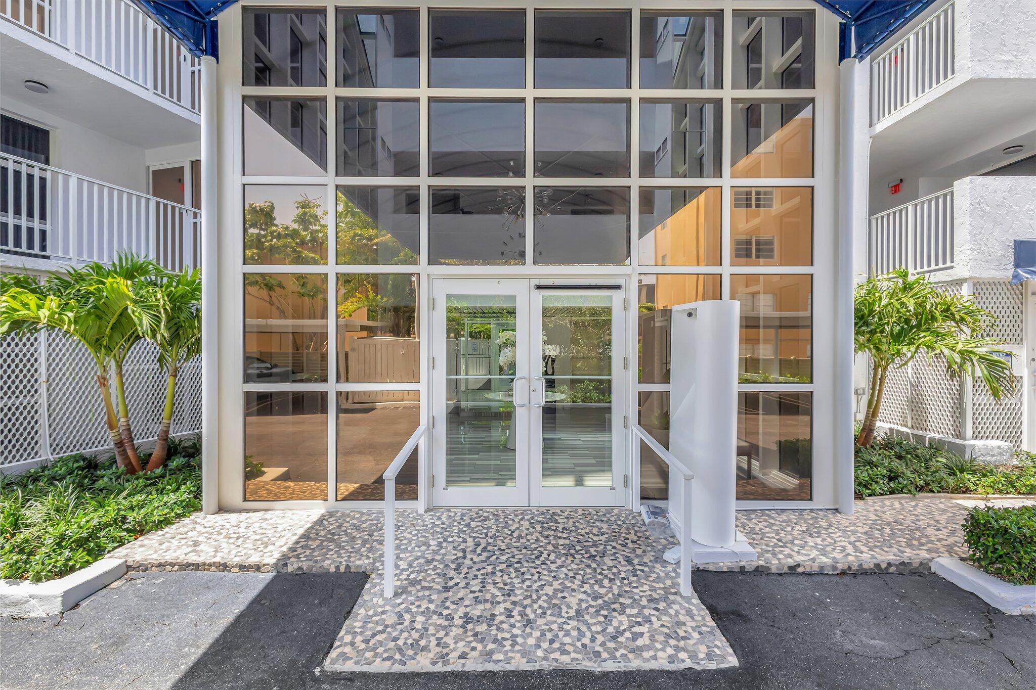 3901 S Flagler Drive 205
