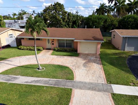 Single Family Residence in Sunrise FL 6600 24th St Street St 18.jpg
